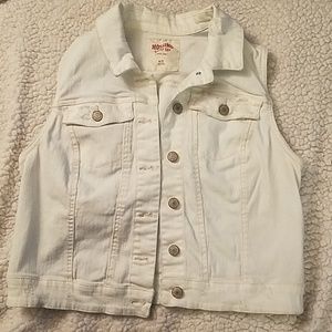 White denim vest